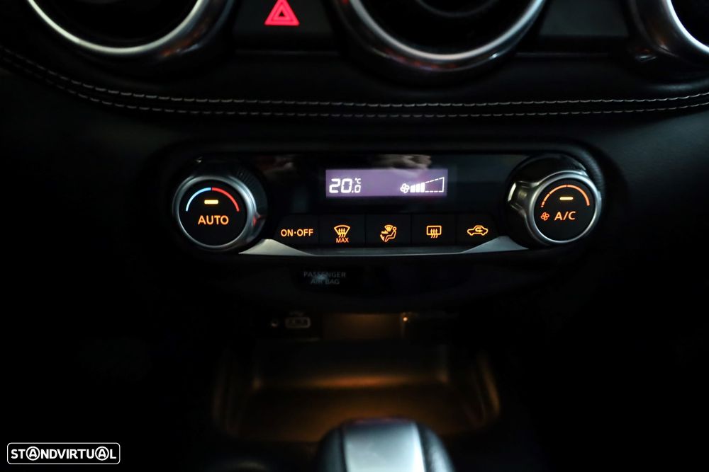 Nissan Juke 1.0 DIG-T N-Connecta DCT - 24