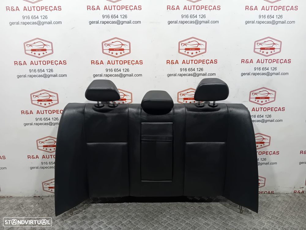 Conjunto de Bancos Mercedes Class C W204 Sedan em Pele Original - 8
