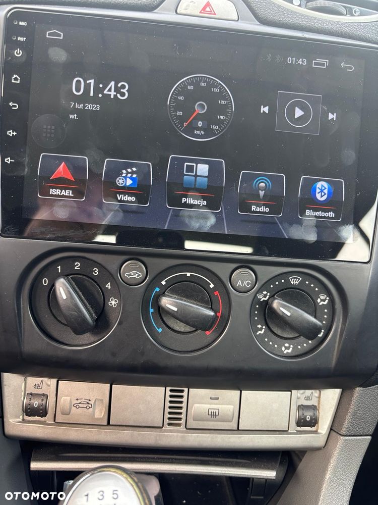 Ford Focus CC 2.0 16V Trend - 10