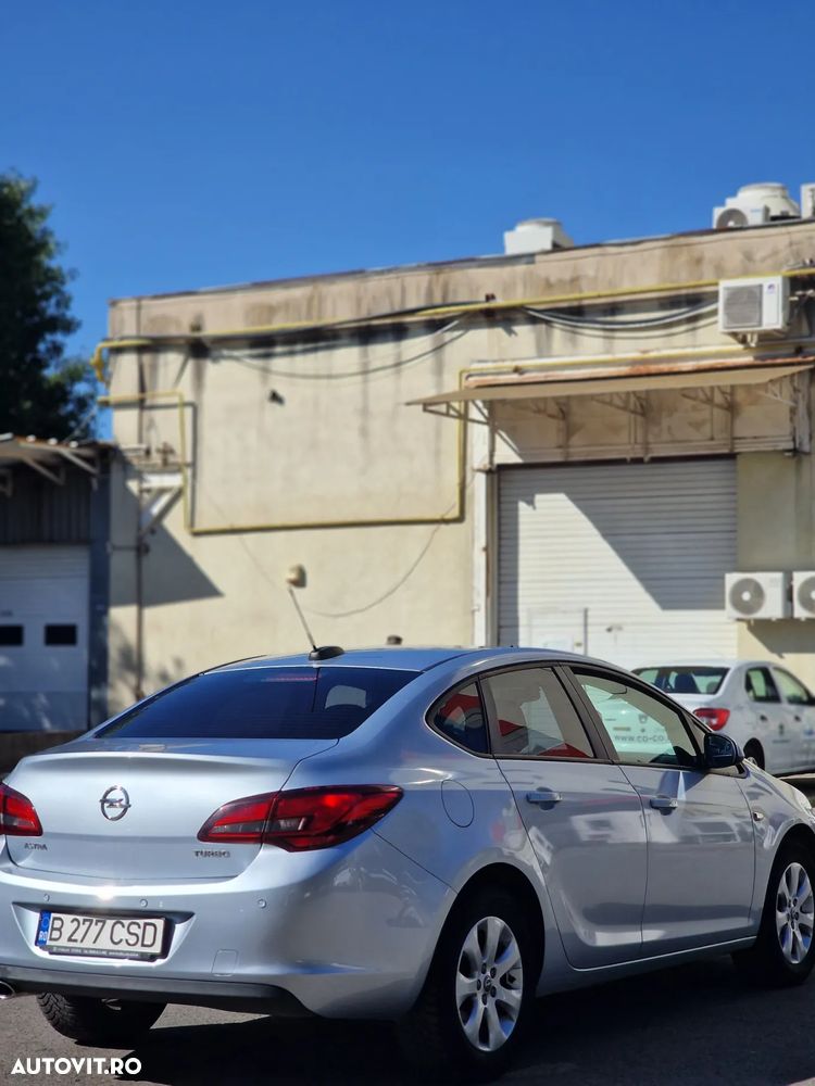 Opel Astra 1.4 Turbo ECOTEC Enjoy - 15