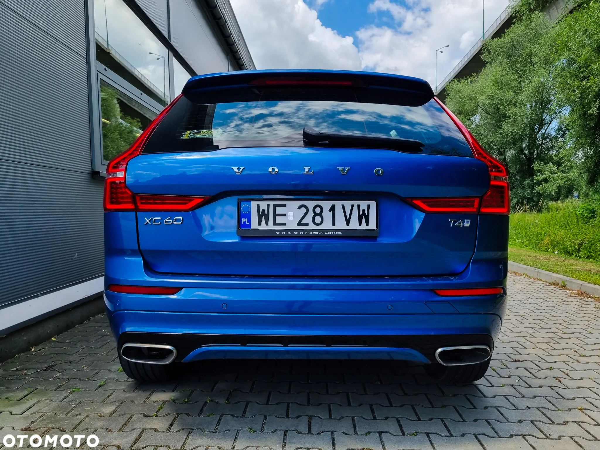 Volvo XC 60 T4 R-Design - 24