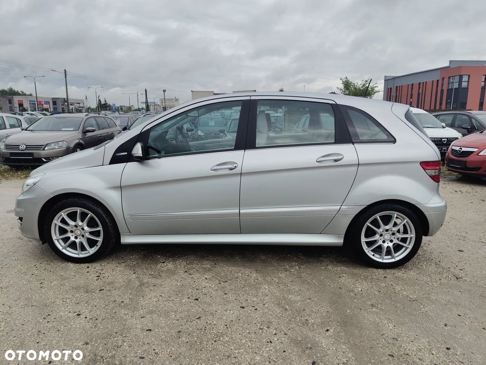 Mercedes-Benz Klasa B 150 Special Edition - 3