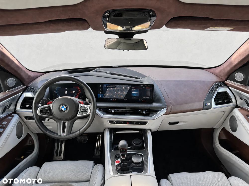 BMW XM - 7