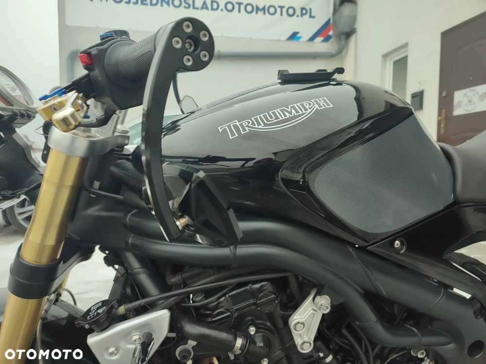 Triumph Speed Triple - 10