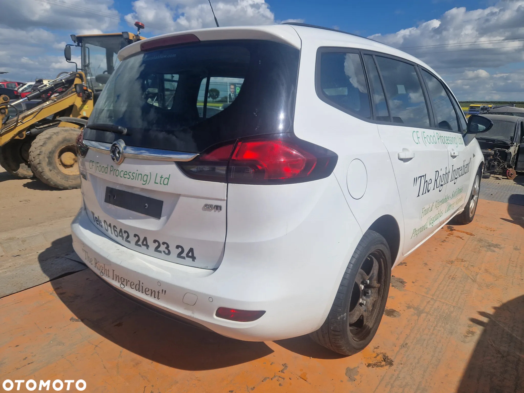 Opel ZAFIRA TOURER C 2012/01- Silnik 2.0 CDTi A20DT Y20DTJ Z20DTJ 131KM/96kW Z40R na części drzwi klapa - 2