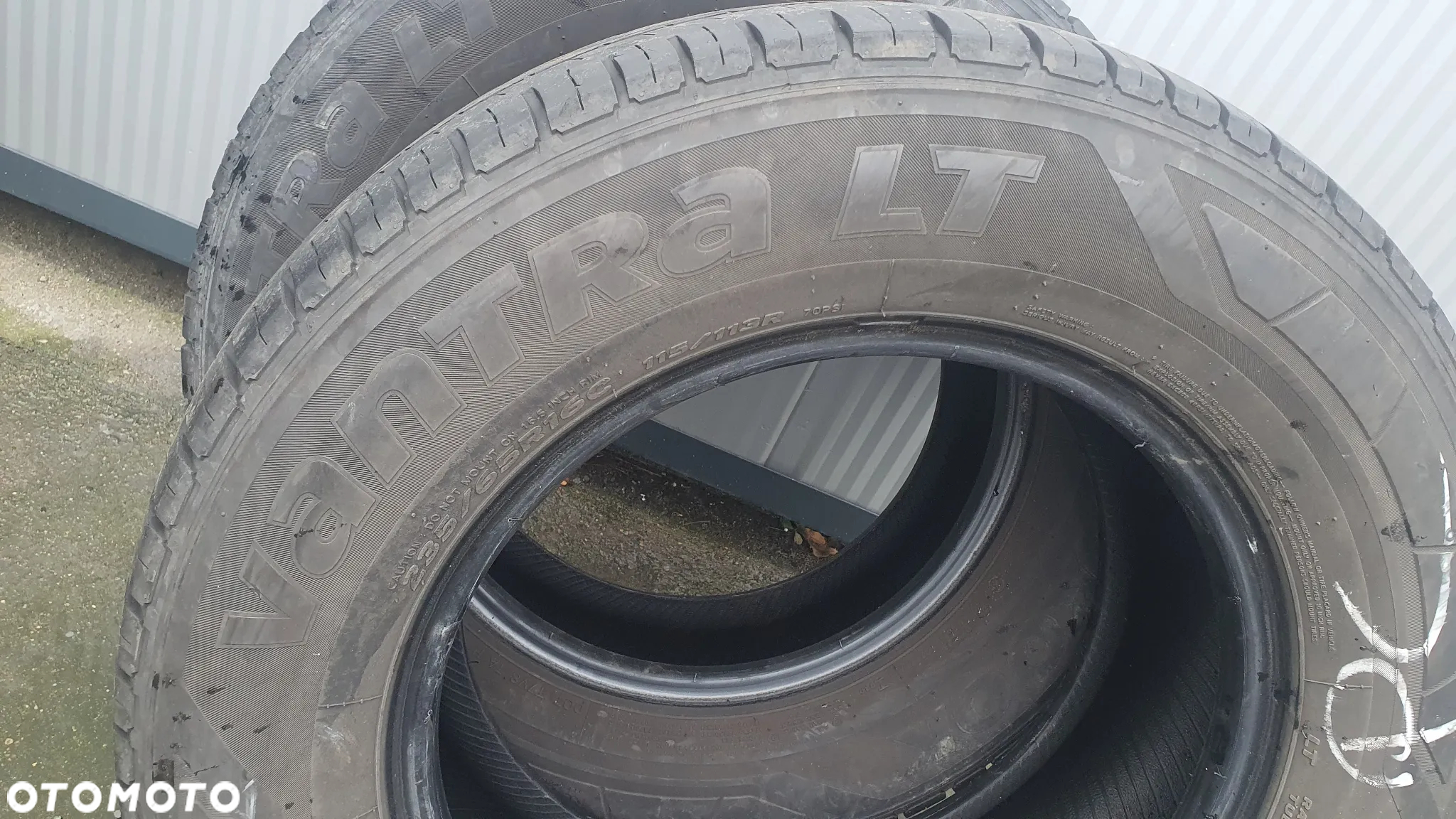 Opona Hankook Vantra LT 235/65 R16C 4mm para 7,5mm - 11