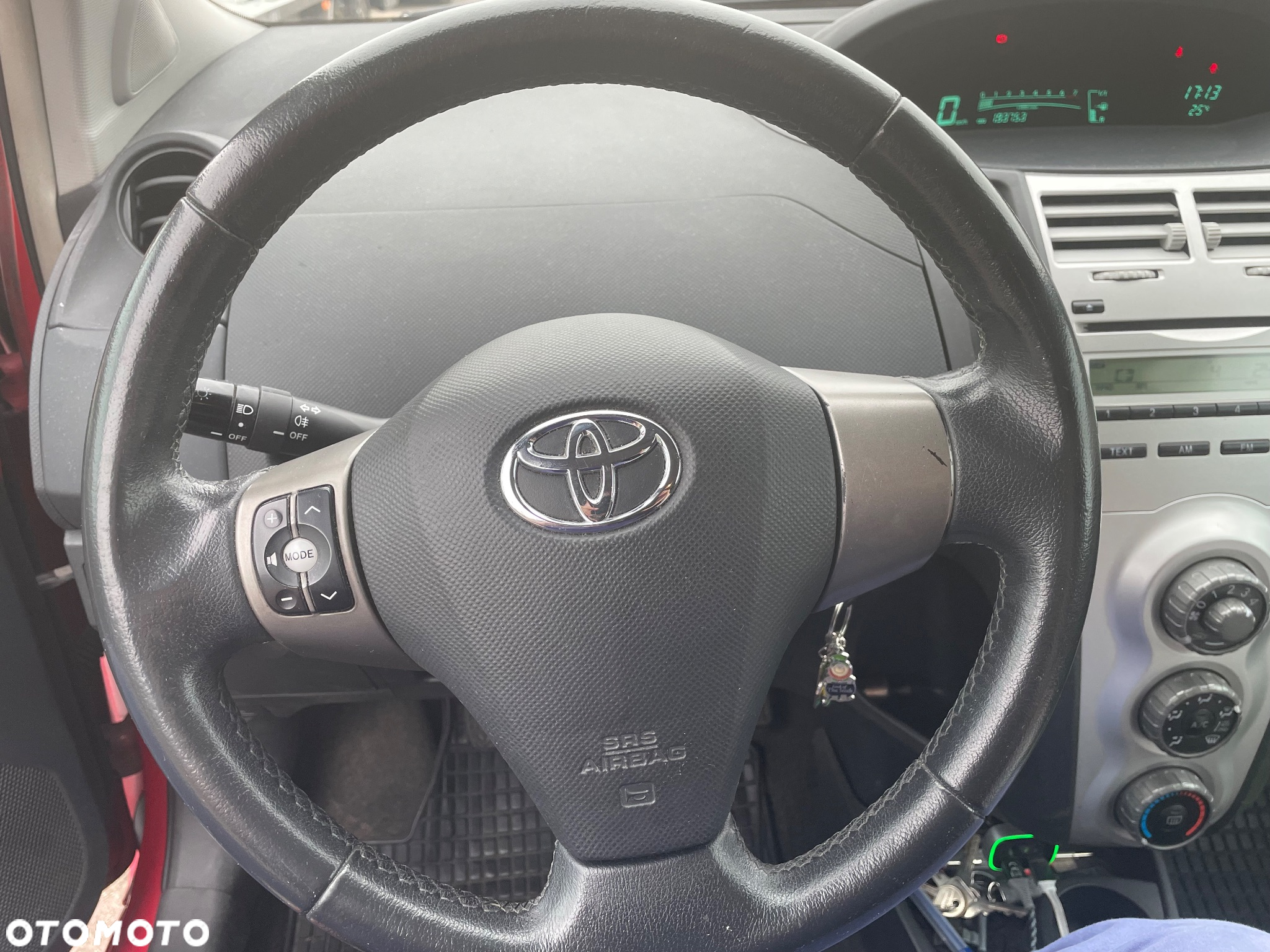 Toyota Yaris 1.0 Luna A/C - 7