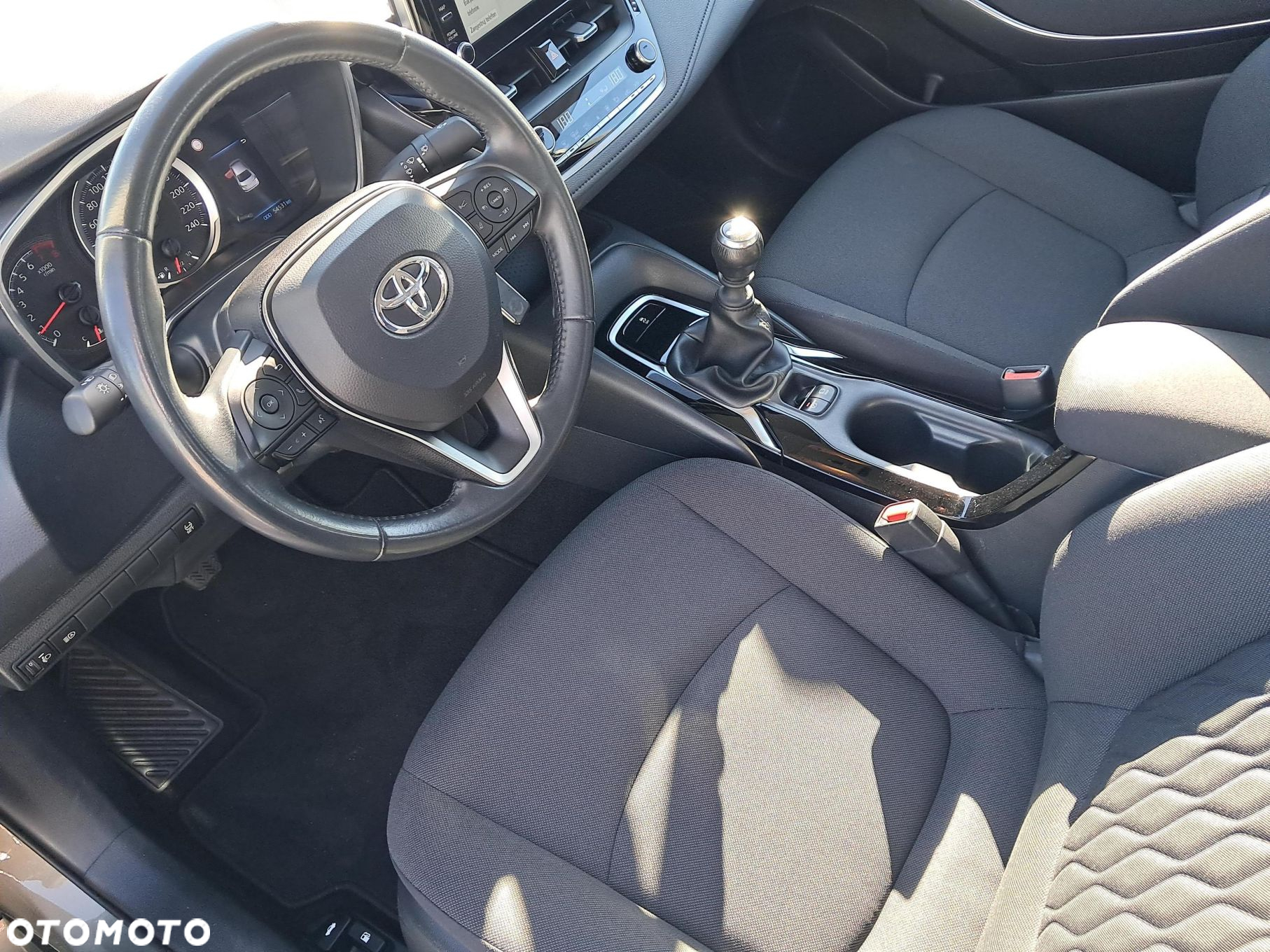 Toyota Corolla - 9