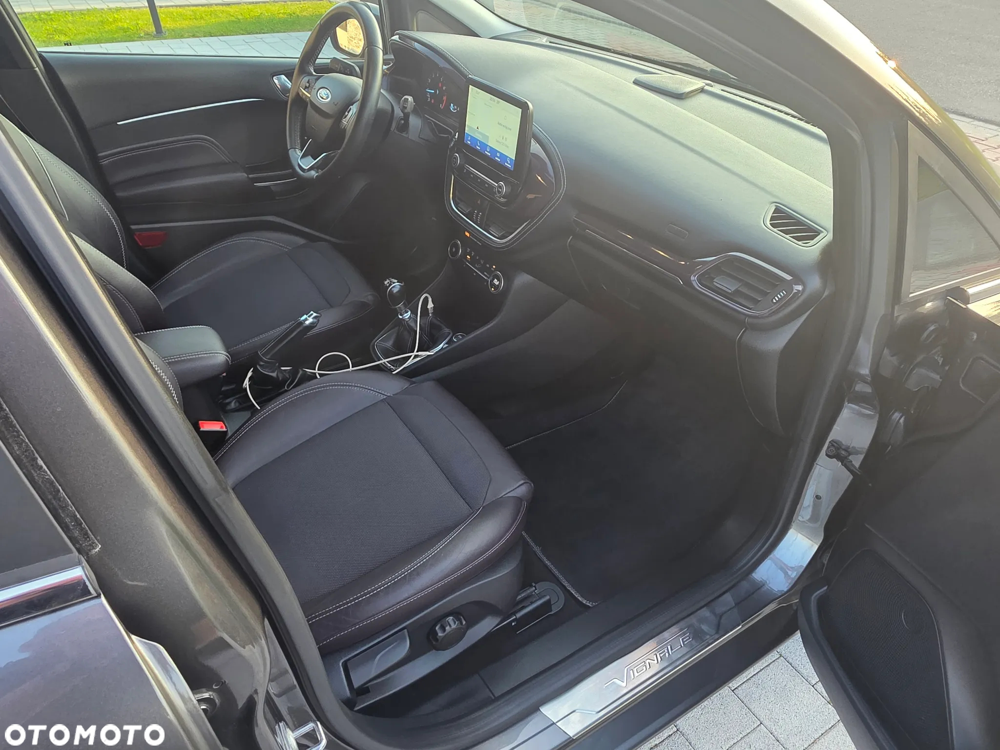 Ford Fiesta 1.0 EcoBoost S&S VIGNALE - 12