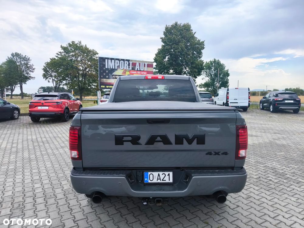 Dodge RAM - 4