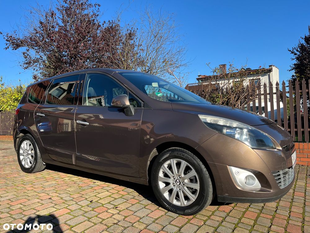 Renault Grand Scenic dCi 130 FAP Dynamique - 12
