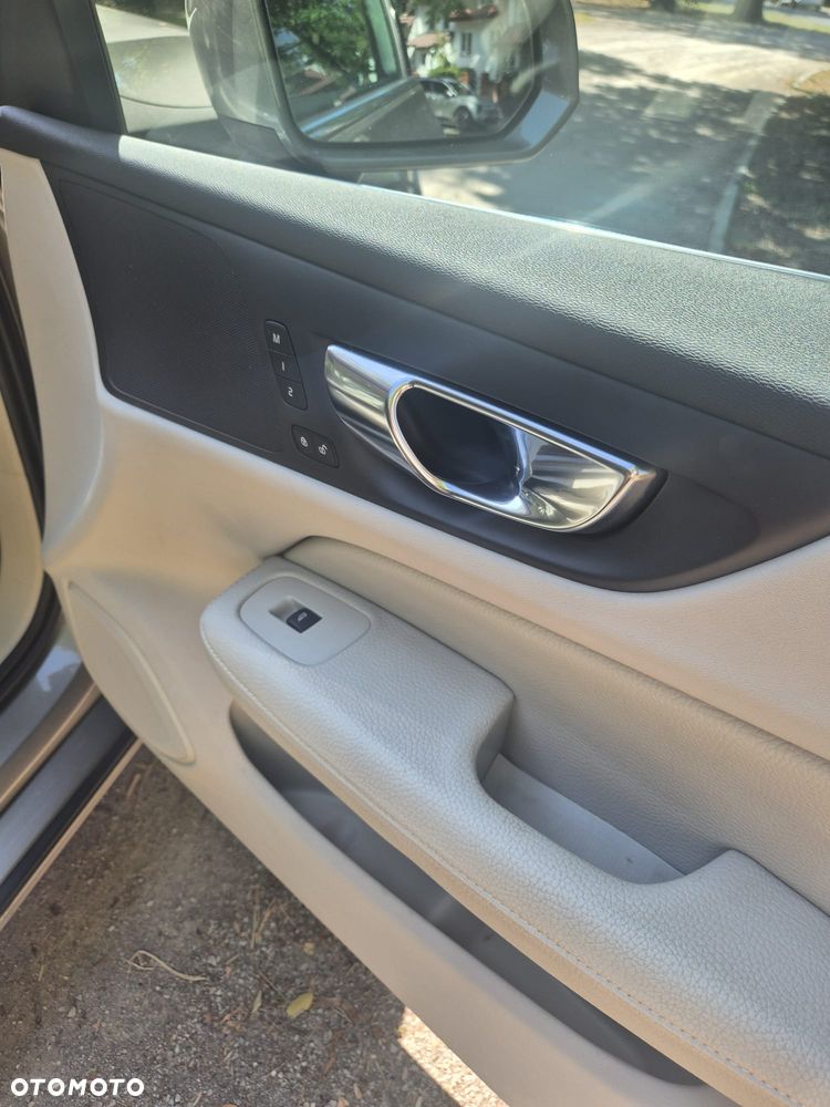 Volvo V60 B4 B Momentum Pro - 5