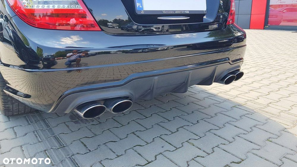 Mercedes-Benz Klasa C 63 AMG Coupe AMG SPEEDSHIFT MCT Edition 1 - 9