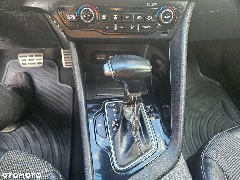 Kia Niro 1.6 GDI Hybrid M - 17