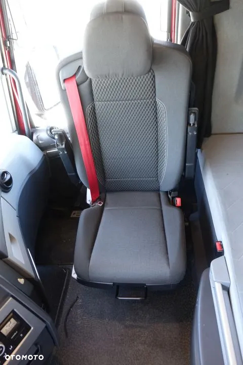 Renault GAMA T480 COMFORT / HIGH SLEEPER / STANDARD / AUTOMAT / RETARDER / EURO 6 / 2 ZBIORNIKI / LODÓWKA / TV / - 26