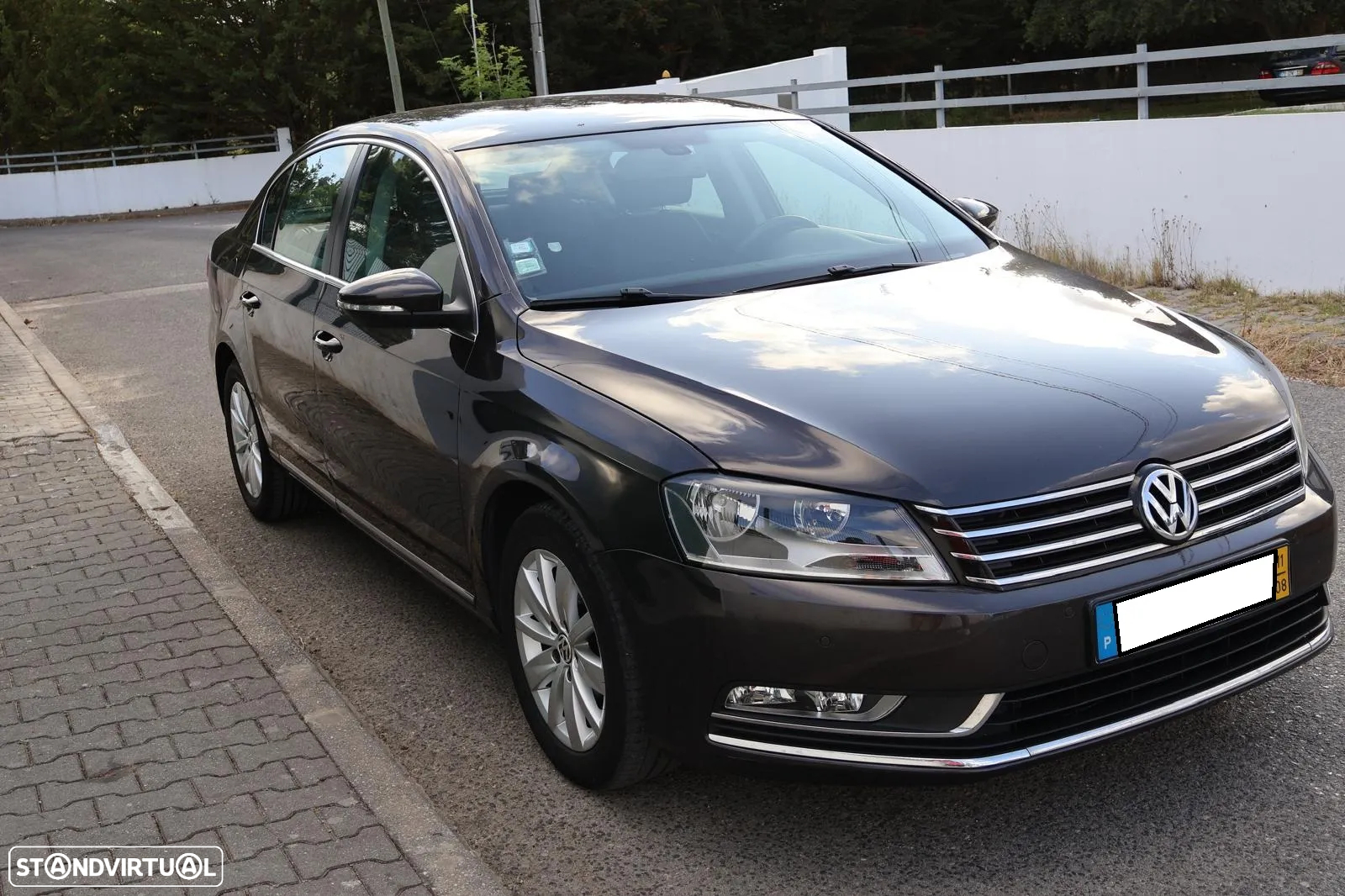 VW Passat 1.6 TDI BlueMotion - 4
