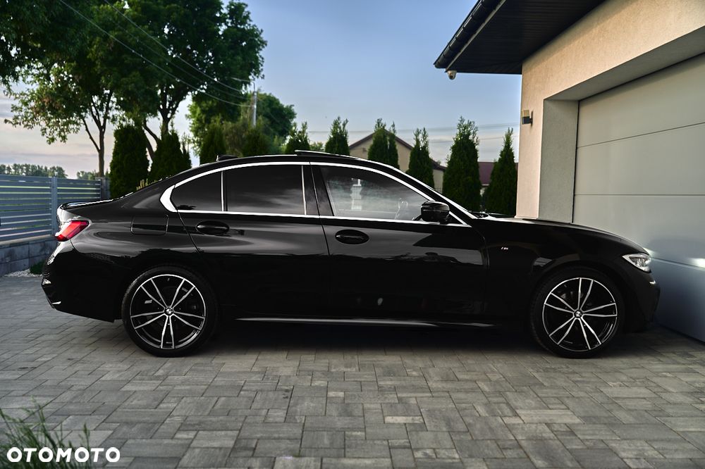 BMW Seria 3 320d xDrive mHEV M Sport sport - 16