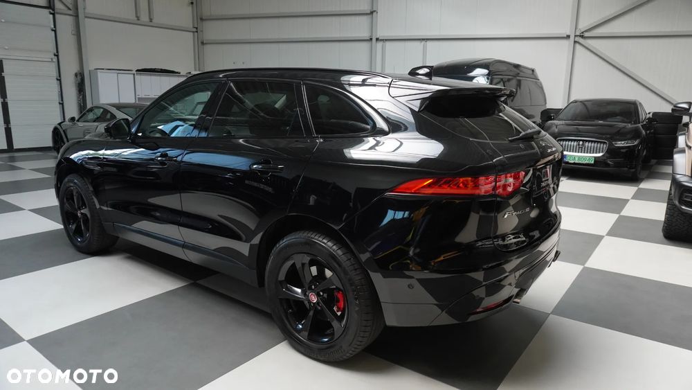 Jaguar F-Pace 2.0 i4P AWD R-Sport - 3