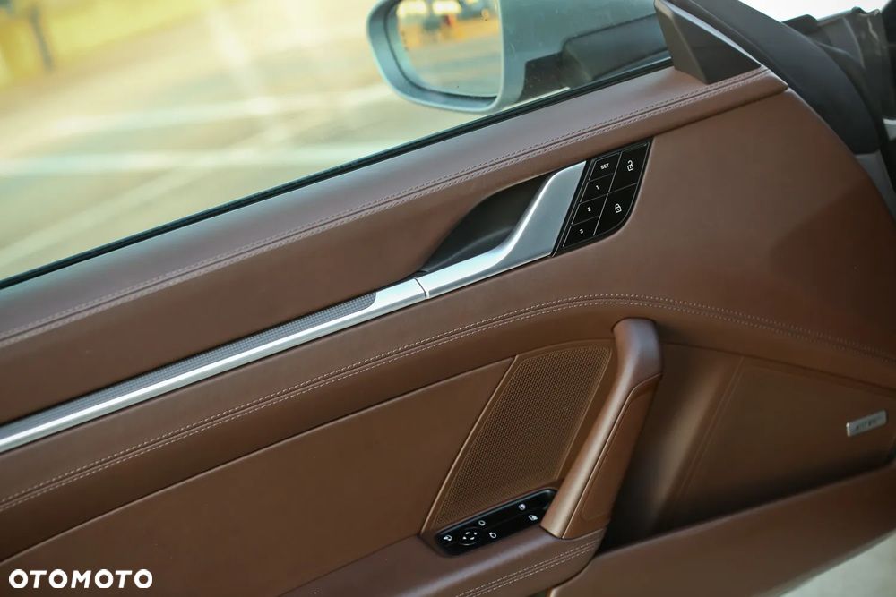 Porsche 911 Carrera 4S - 3