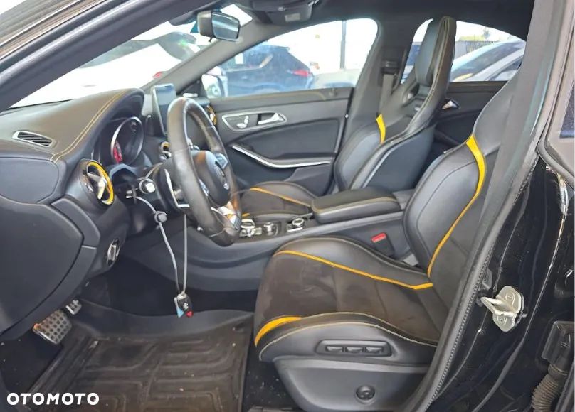 Mercedes-Benz CLA AMG 45 4Matic 7G-DCT - 7