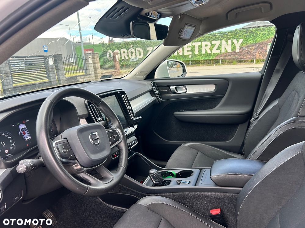 Volvo XC 40 T3 - 9
