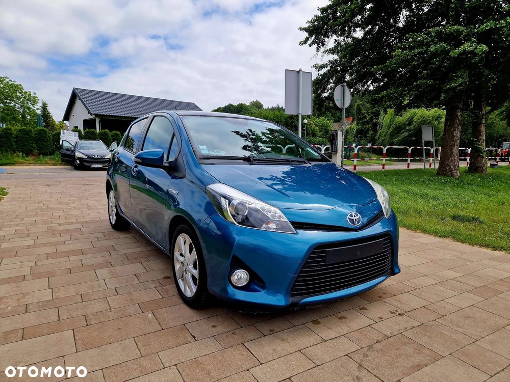 Toyota Yaris - 12