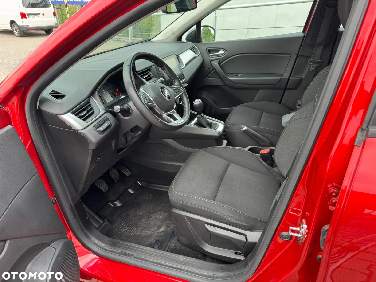 Renault Captur - 21