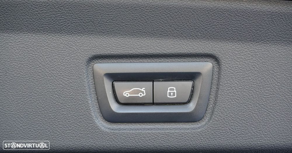 BMW i4 eDrive40 Pack Desportivo M Pro - 31
