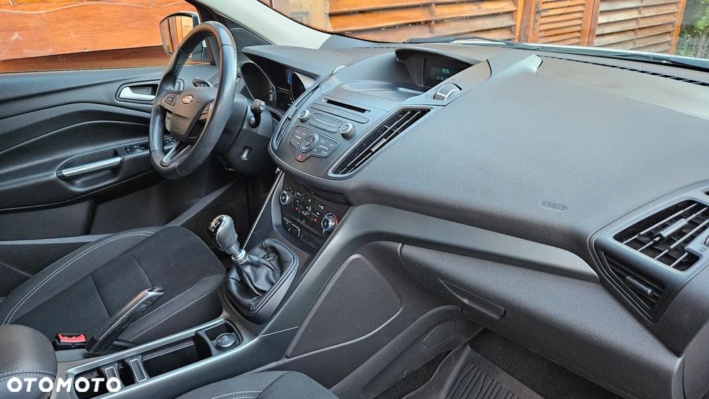 Ford Kuga 1.5 EcoBoost FWD Trend - 25