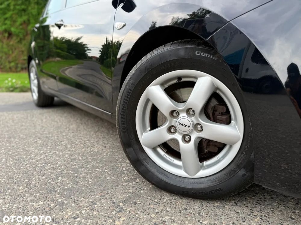 Hyundai i30 1.4 blue Comfort - 12