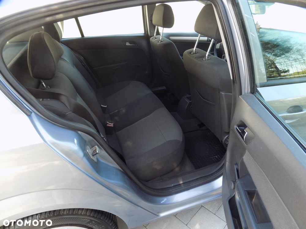 Opel Astra 1.6 Edition - 16