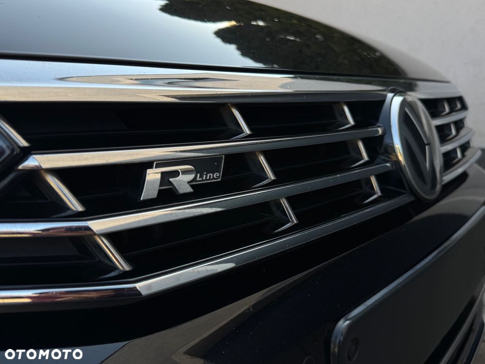 Volkswagen Passat 2.0 TDI (BlueMotion Technology) Highline - 39