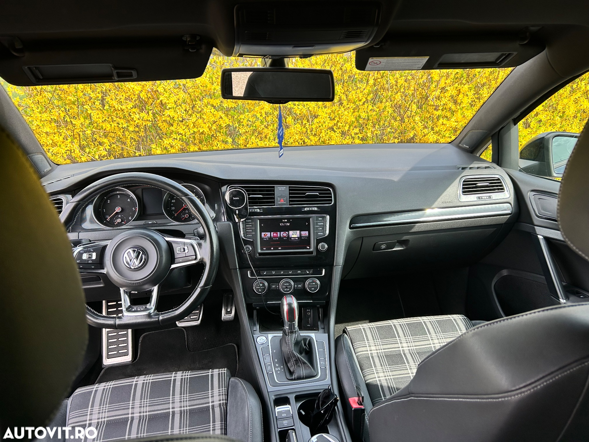 Volkswagen Golf GTD 2.0 TDI SCR DSG - 9