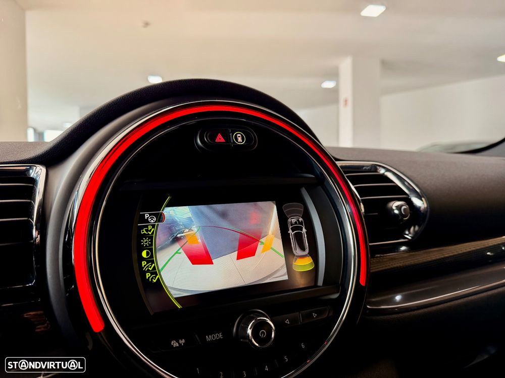 MINI Clubman Cooper D - 36