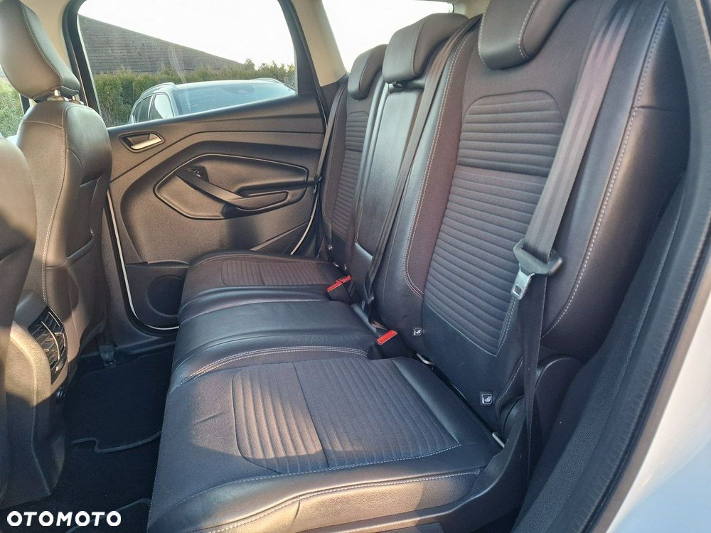 Ford Kuga 2.0 TDCi 2x4 SYNC - 17