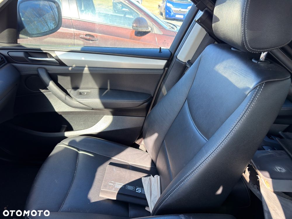 BMW X3 xDrive20d xLine - 11