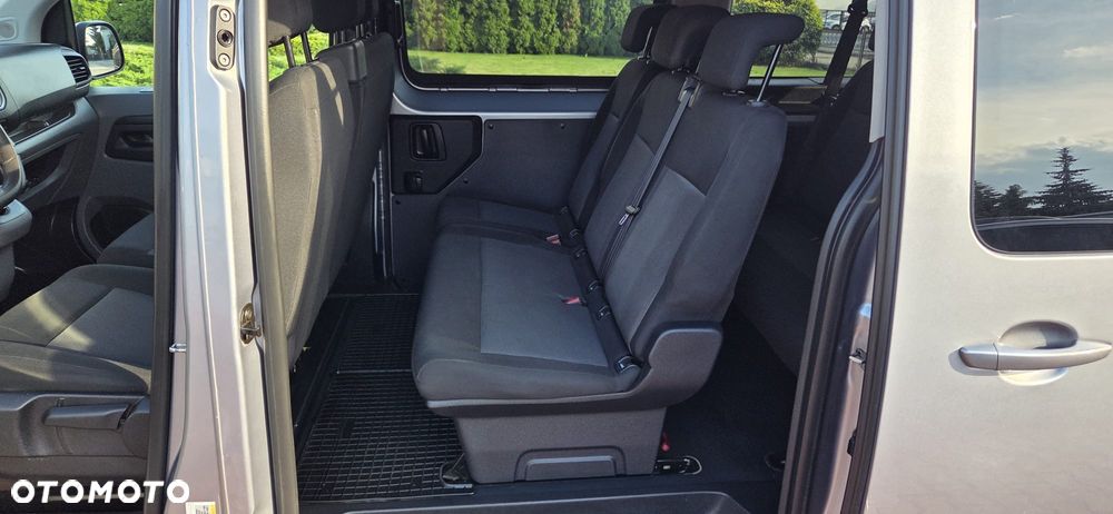 Opel Vivaro - 10