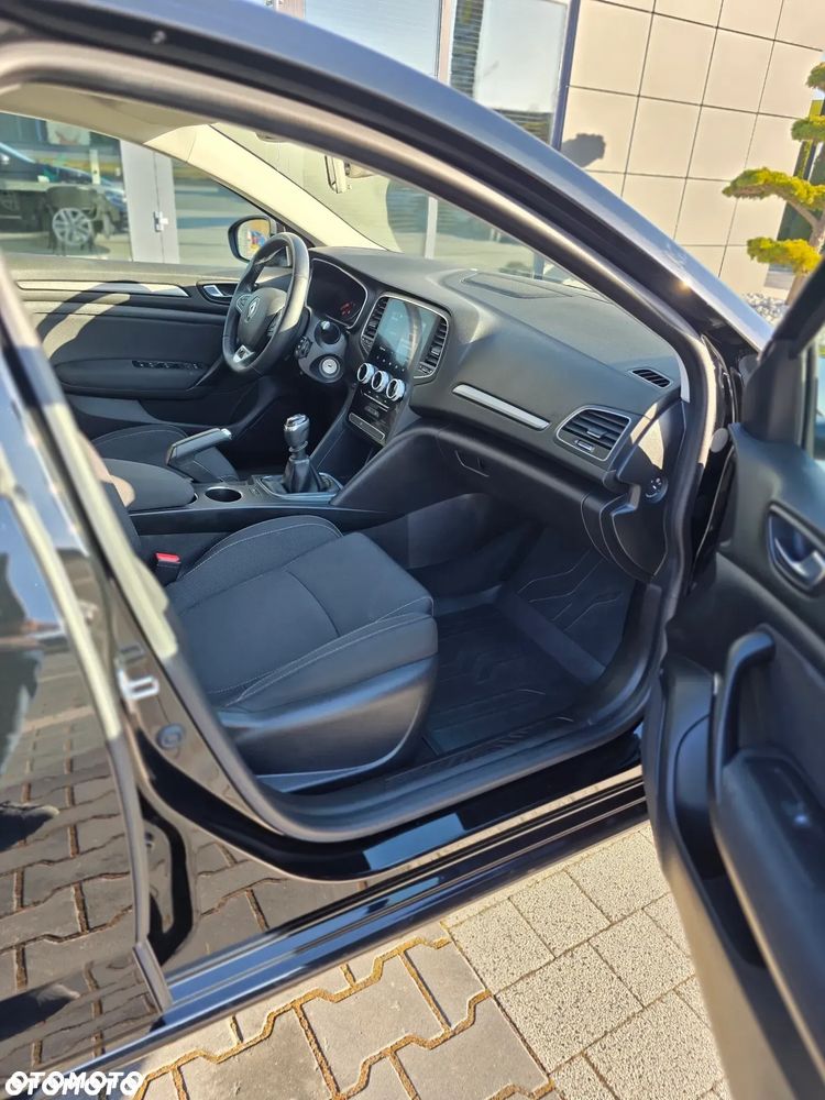 Renault Megane 1.0 TCe Zen - 18