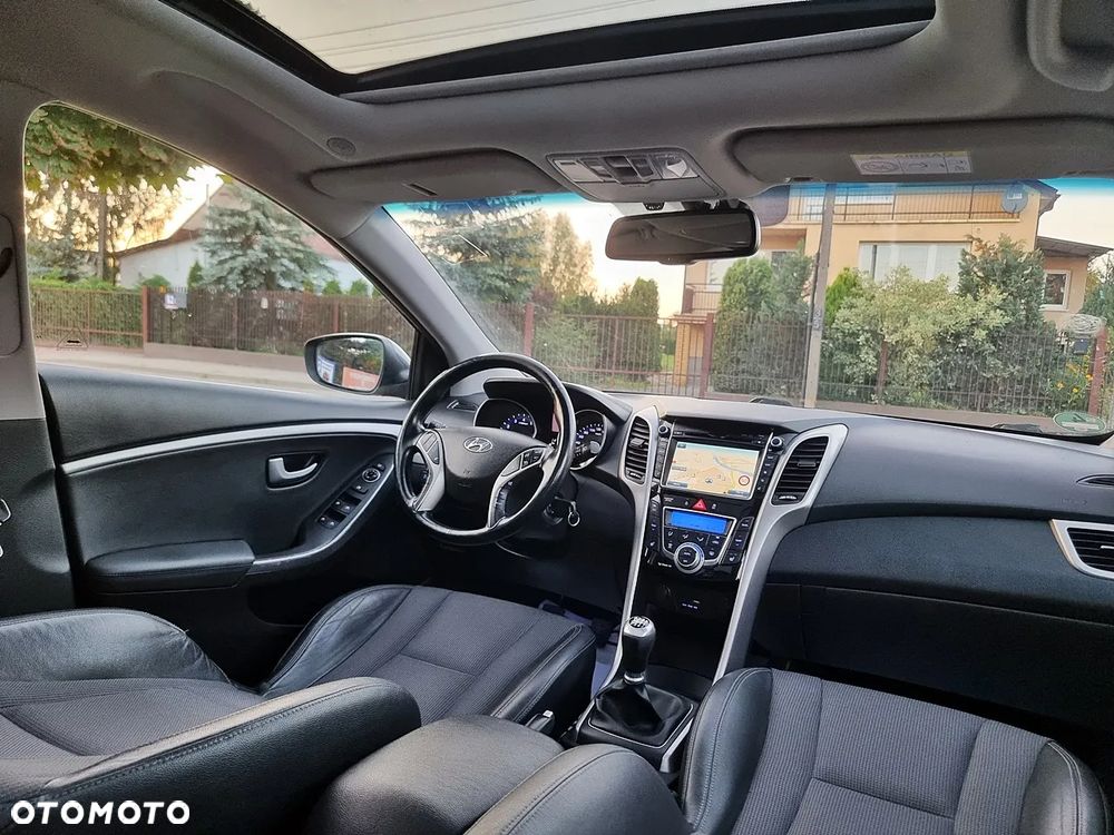 Hyundai i30 blue Kombi 1.6 GDi Style - 11