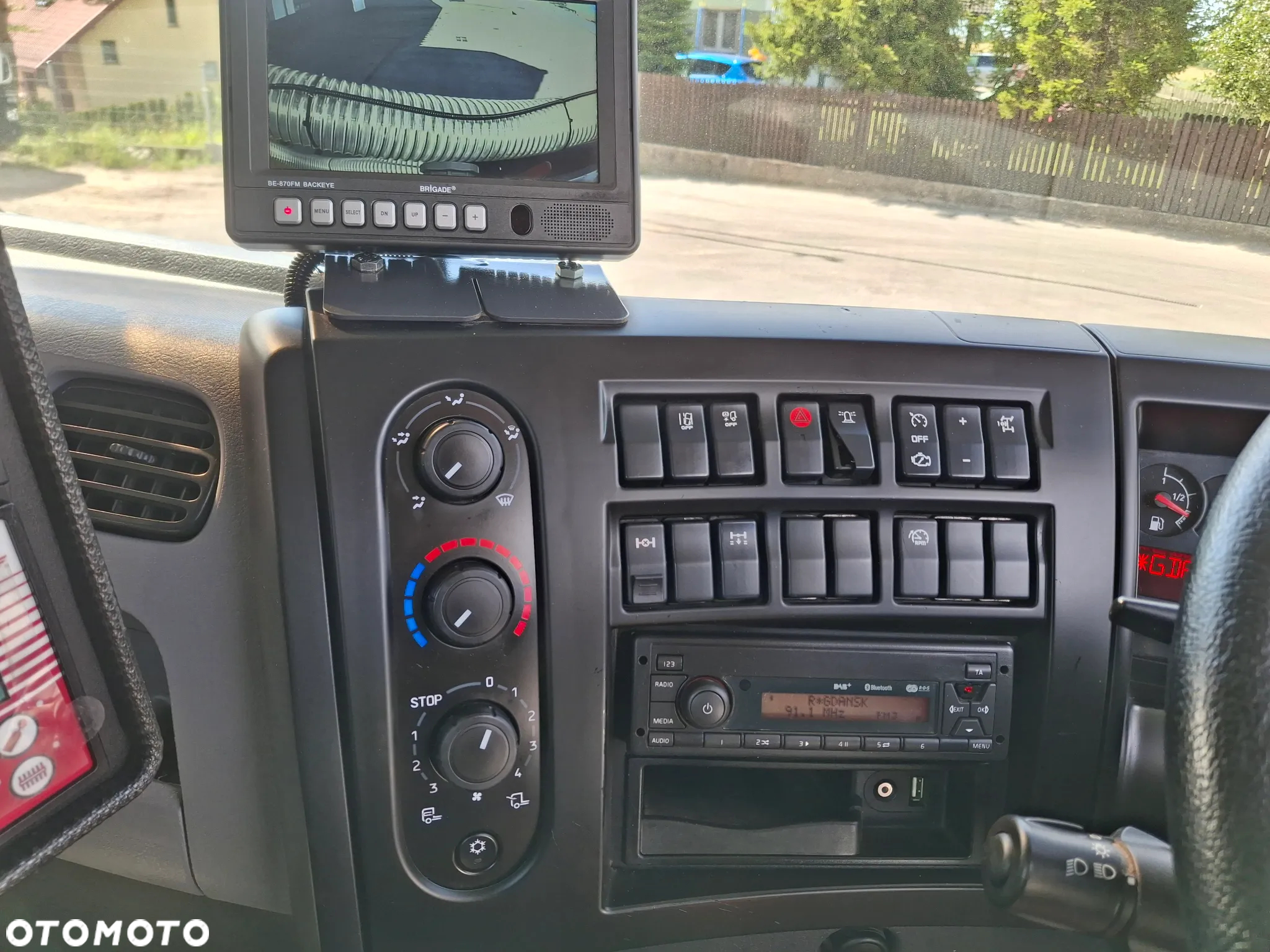 Renault C280 Zamiatarka SEMAT Zoeller FAUN Karcher 2 Silniki Rura Do Liści Listwy Ciśnieniowe Lanca 2 Zbiorniki Wody Szczotki L/R 2018r Euro 6 Motogodziny: 740MTH - 32
