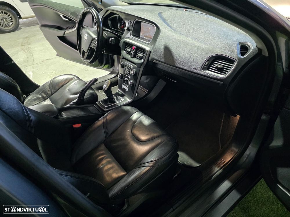 Volvo V40 1.6 D2 Eco Momentum - 12