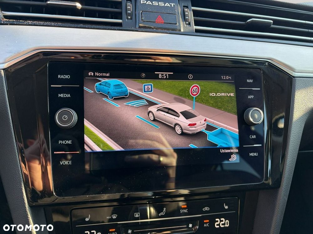 Volkswagen Passat 1.5 TSI EVO Elegance DSG - 25