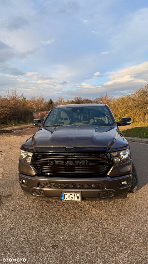 RAM 1500 5.7 Crew Cab Bighorn - 1