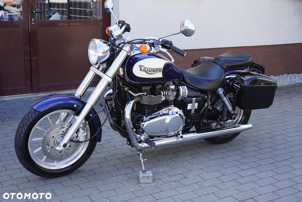 Triumph America - 22
