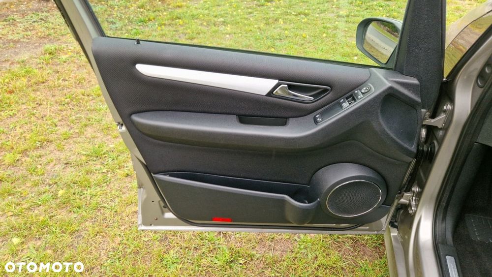Mercedes-Benz Klasa B - 11