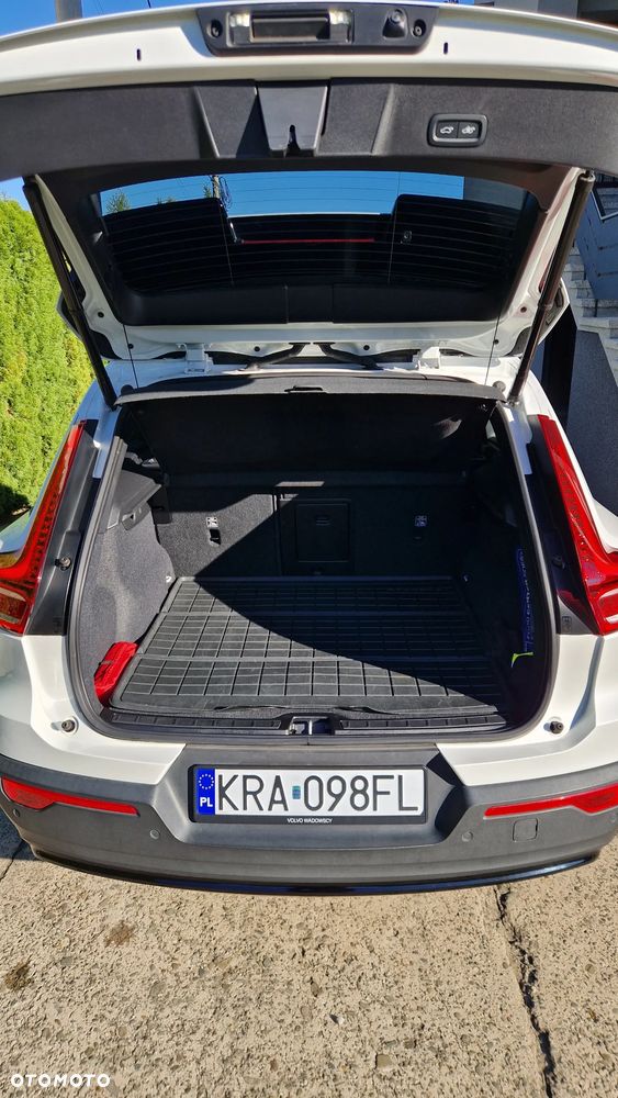 Volvo XC 40 B5 AWD Ultimate Dark - 9