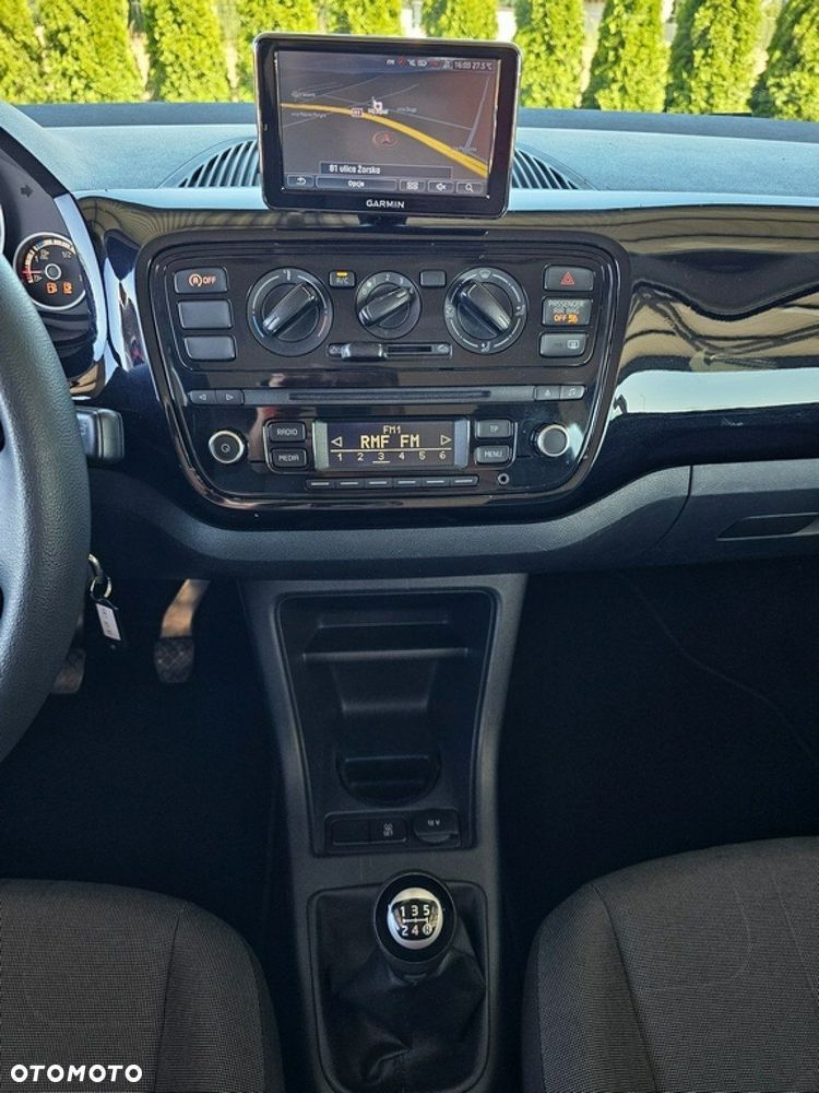 Volkswagen up! - 15