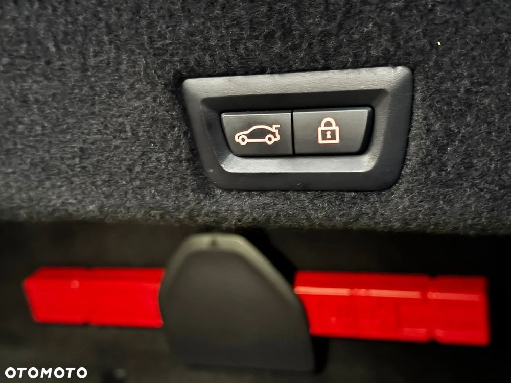 BMW Seria 7 750d xDrive sport - 35