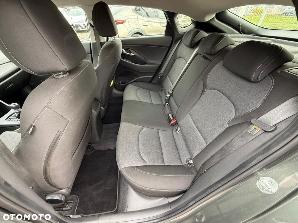 Hyundai i30 - 24