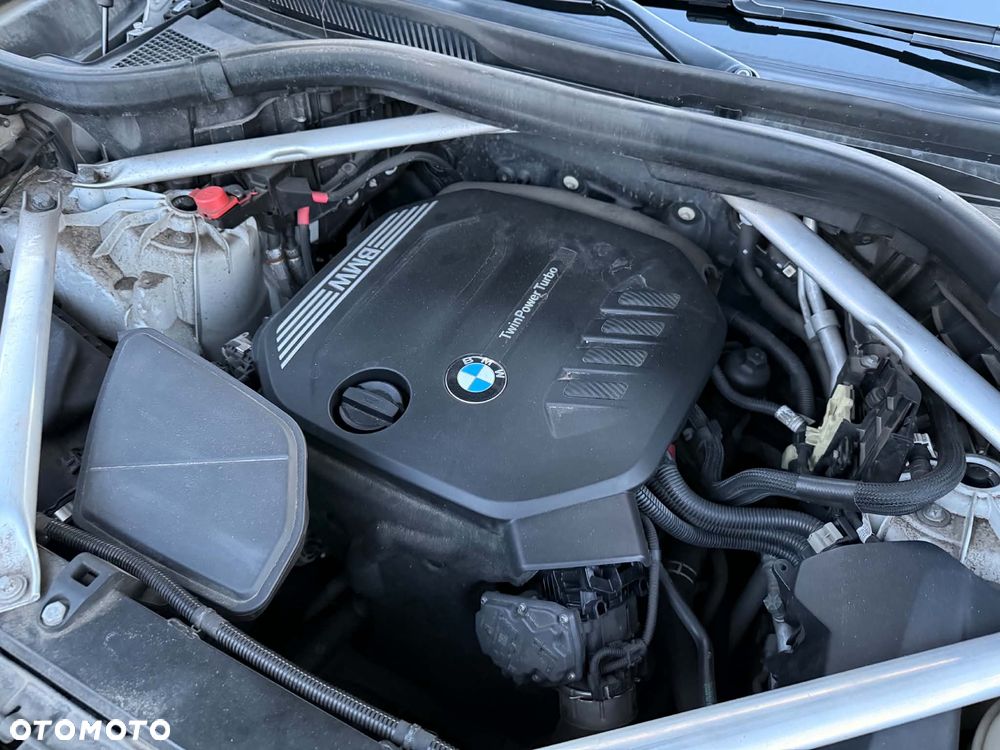 BMW X5 xDrive25d - 33